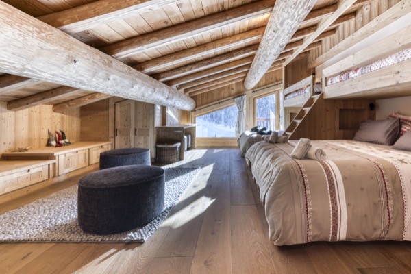 Ensuite bedroom floor 3